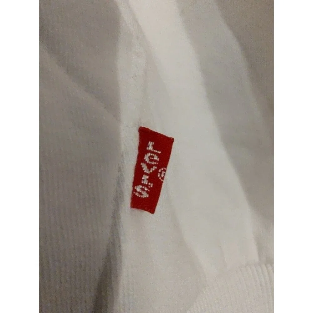 New with tag Boys Unisex Levis Bright White Hoodie with Red Decoration Size L